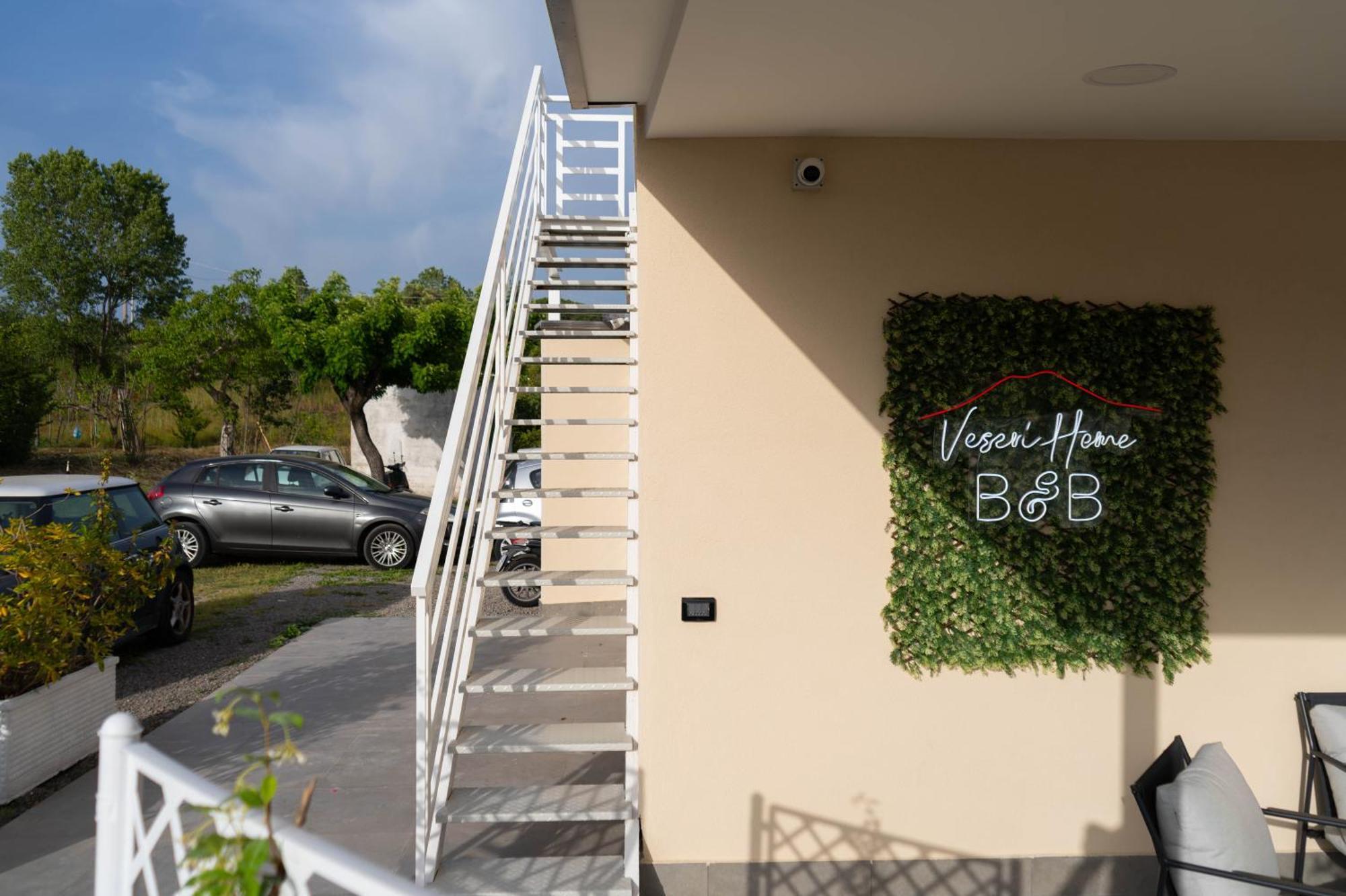 Veseri Home Boscotrecase ภายนอก รูปภาพ