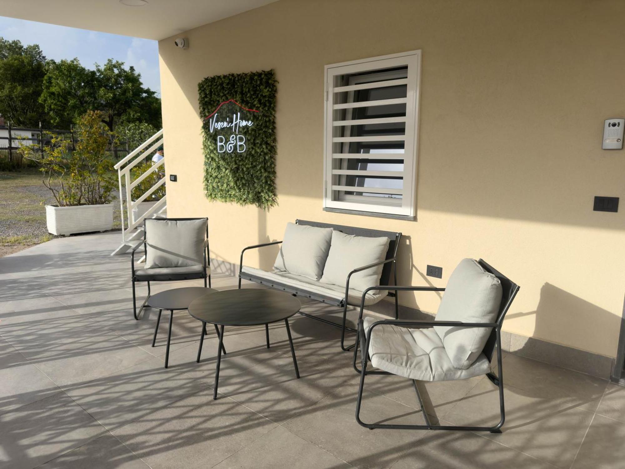 Veseri Home Boscotrecase ภายนอก รูปภาพ